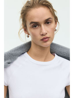 H&M - Women White Raglan-Sleeved T-Shirt