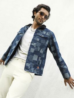 Campus Sutra - Men Navy Blue Bar Striped Quilted Jacket