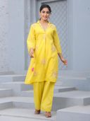 Yellow color option, Sold out, Currently selected
