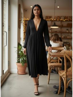 Notch Above - Liza Plunging Neckline Midi Dress