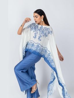 LABEL NAARITI - Azure White Tunic