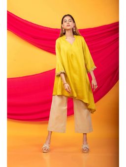 MONK & MEI - Nusrat Women Yellow Silk Embroidered Kurta With Pant