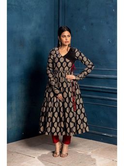 MONK & MEI - Raina Women Black Pure Cotton Printed Kurta With Pant