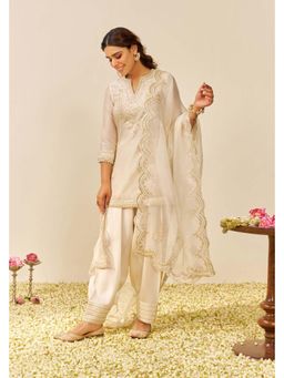 Sheetal Batra - Sara Ivory Short Embroidered Kurta With Salwar And Dupatta