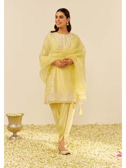 Sheetal Batra - Zaisha Yellow Short Embroidered Kurta With Dhoti And Dupatta