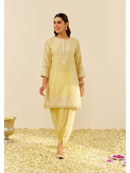 Sheetal Batra - Zaisha Yellow Short Embroidered Kurta With Dhoti