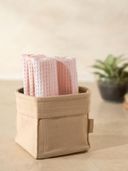 Pink color option, Currently selected