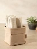 Off White color option