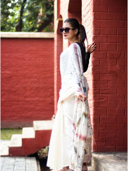 Soulweaves - Life Is A Canvas Auric Dots White Saree with Unstitched Blouse