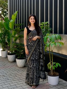 AMRUTKALA SAREES - Black Designer Linen Printed Saree and Unstitched Blouse Piece
