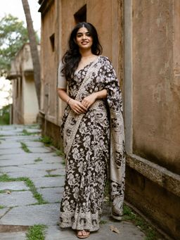 AMRUTKALA SAREES - Black Designer Linen Printed Saree and Unstitched Blouse Piece