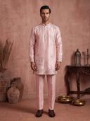 Pink color option, Currently selected