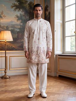 ETHNIC BAY - Men White Silk Blend Full Sleeves Kurta with Pyjama