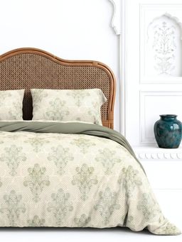 the White Moss - Sage Green Garden Pure Cotton 170TC Bedsheet with 2 Pillow Covers (King)