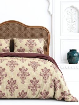 the White Moss - Wine Garden Pure Cotton 170TC Bedsheet with 2 Pillow Covers (King)