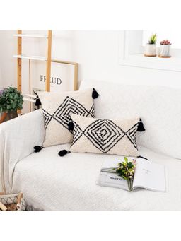 Bungalow and Beyond - Beige Geometric Tufted Cotton Cushion Covers (Pack of 2)