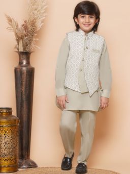 AJ Dezines - Boys Cotton Embroidered Thread Work 3Pc Kurta Set - Pista (Set of 3)