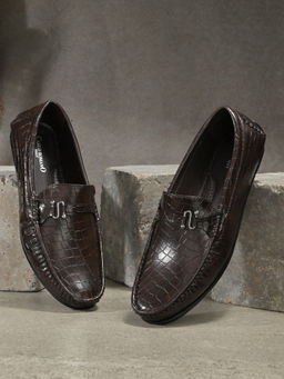 CARLO ROMANO - Men Vegan Leather Croco Printed Loafers Brown