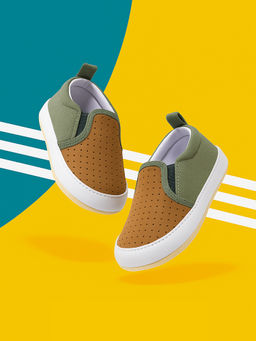 Mi Arcus - Soft Solid Design Slip On Booties for Baby Boys