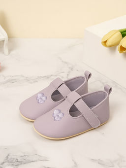 Mi Arcus - Embroidered Heart Shape Design Booties for Baby Girls