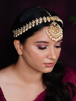 Designbox - Bridal Kundan Mathapatti with Pearls