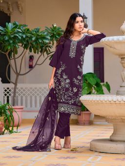 BERRYLICIOUS - Hand Embroidered Kurta Set with Organza Dupatta
