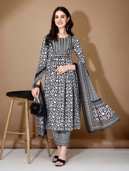 BERRYLICIOUS - Embroidered and Printed Nyra Cut Kurta with Pant and Dupatta