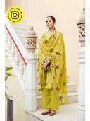 Green color option, Sold out, Currently selected
