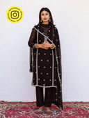 Black color option, Sold out, Currently selected