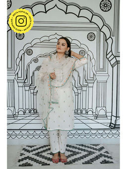 Gulabo Jaipur - Niha Cream Kurta With Pant And Dupatta
