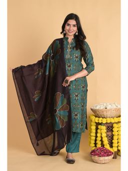 Do Dhaage - Pearl Embellished Green Kurta with Pants & Dupatta (Set of 3)