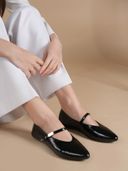 Black color option, Currently selected