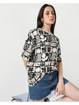 Bewakoof - Women's Multicolor Graphic Printed Oversized T-shirt