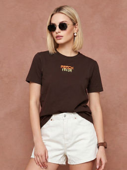 JUNEBERRY - Peach Fresh Brown Graphic Printed Regular Fit T-Shirt
