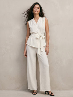 Outzidr - Off White Waist Tie-Up Detail Co-Ord Set
