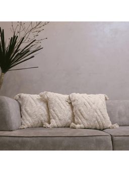 LUSHLYF - Modern Chevron Tufted Cushion Cover - off White (Pack of 3)