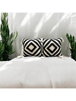 LUSHLYF - Diamond Chevron Tufted Cushion Cover - Black (Pack of 2)