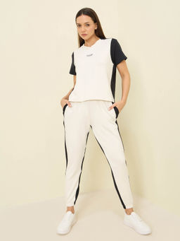 Sweet Dreams - Women White Colorblock T-Shirt with Joggers (Set of 2)