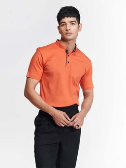 S&N by Shantnu Nikhil - Men Orange Solid Polo T-Shirt