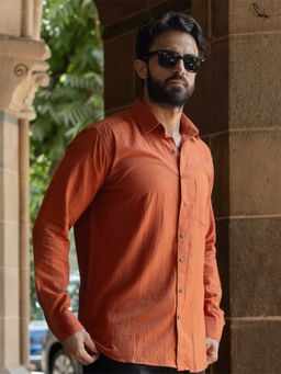 Suta - Men Solid Rust Smart Casual Cotton Shirt