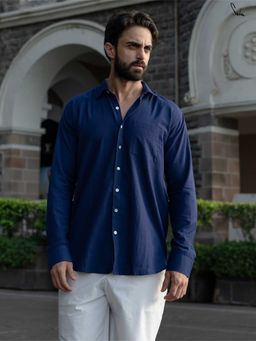 Suta - Men Solid Blue Smart Casual Cotton Shirt