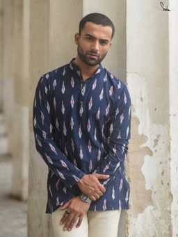 Suta - Men Woven Navy Blue Smart Casual Cotton Shirt