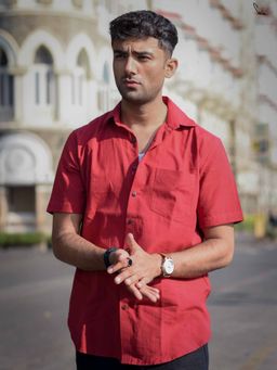 Suta - Men Solid Maroon Smart Casual Cotton Shirt