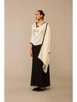 AMPM - White Dilair Dupatta