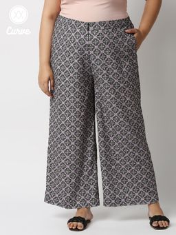 Twenty Dresses by Nykaa Fashion - Curve Feel The Flare Pants