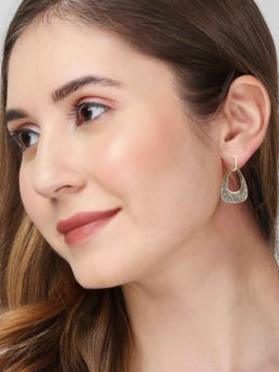 OOMPH - Gold Crystal Delicate Design Drop Earrings