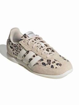 adidas - Women BARREDA LO Beige Casual Sneakers