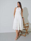 White color option, Sold out, Currently selected