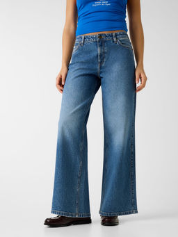 Guess - Relaxed Fit Button and Zip Denim Jeans Blue