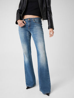 Guess - Women Bootcut Flare Solid Cotton Refresh Jeans Blue